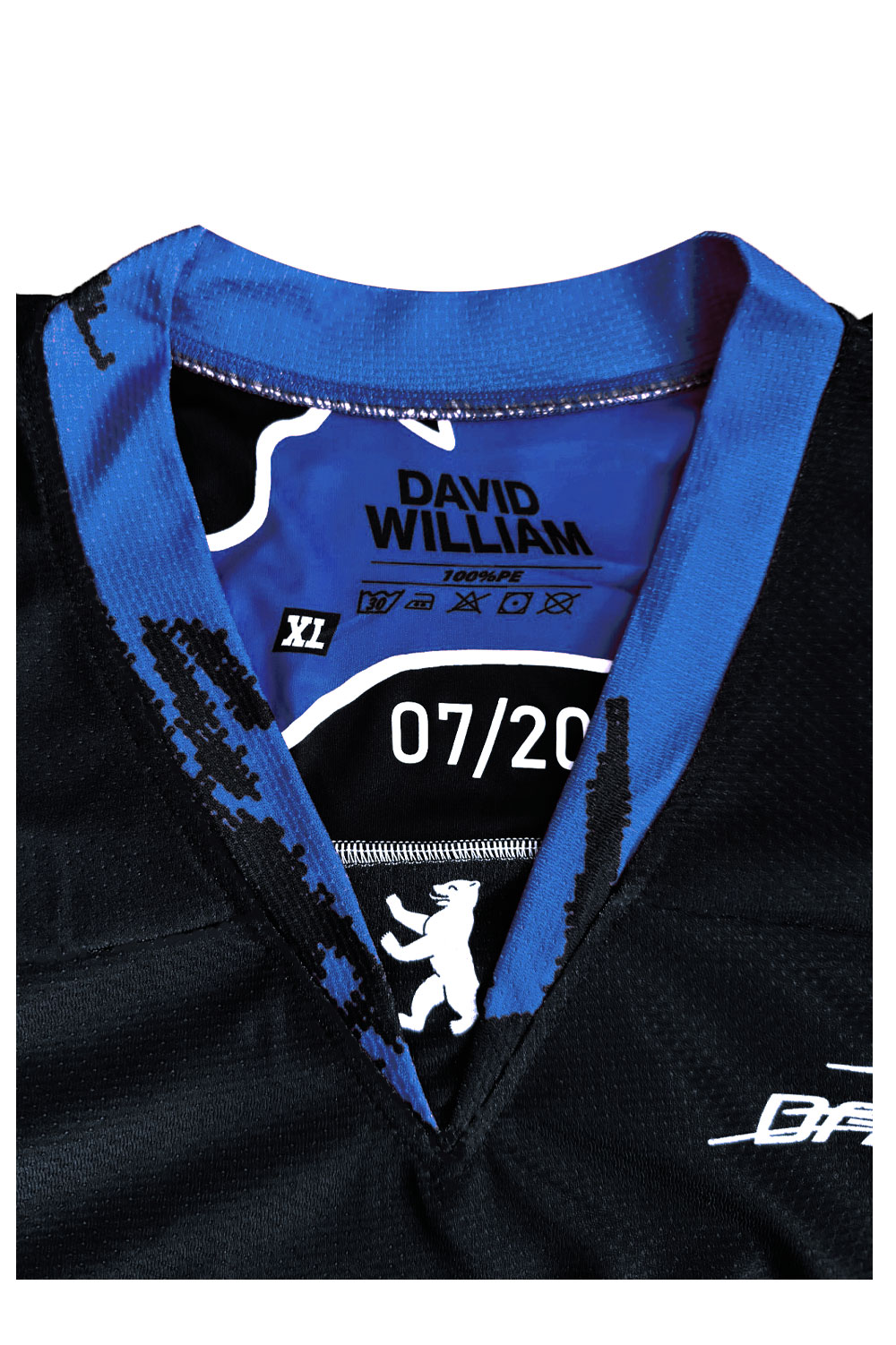 Front_ICE_Jersey_Detail